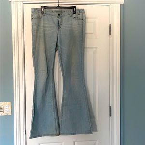 Flare leg Jennifer Lopez jeans